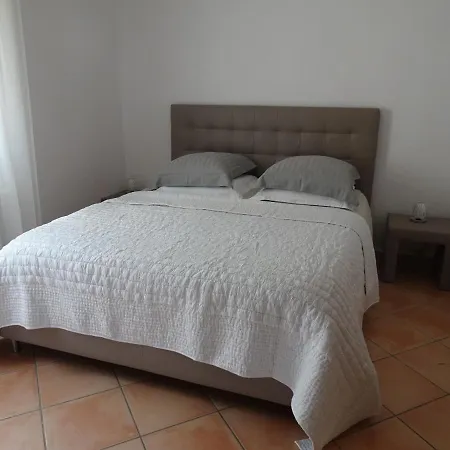Mistral Bed & Breakfast *