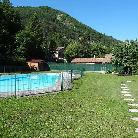 Mistral Bed & Breakfast *